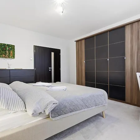 J&j Luxury Bratislava